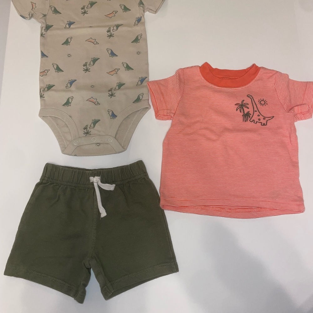 Cute Baby Outfit Set with Dinosaur Print